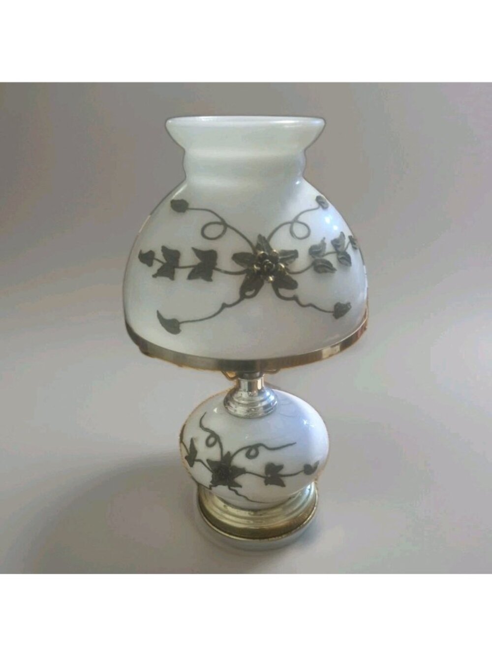 Vintage White Milk Glass Raised Brass Flower Hurricane Table Lamp ~ 3 Way Switch